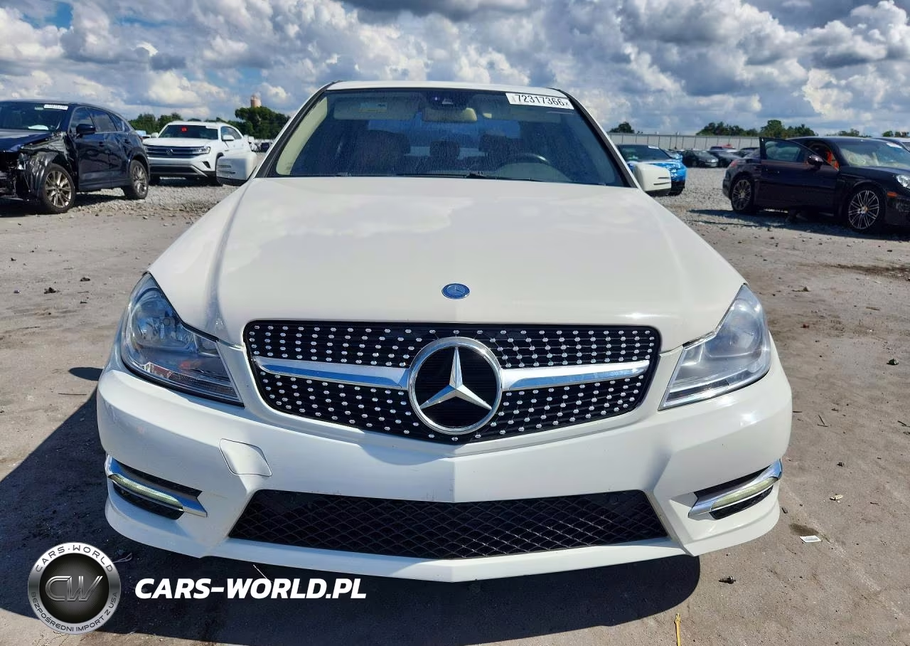2012 Mercedes-Benz C 250 VIN:WDDGF4HB5CA632037 - 5