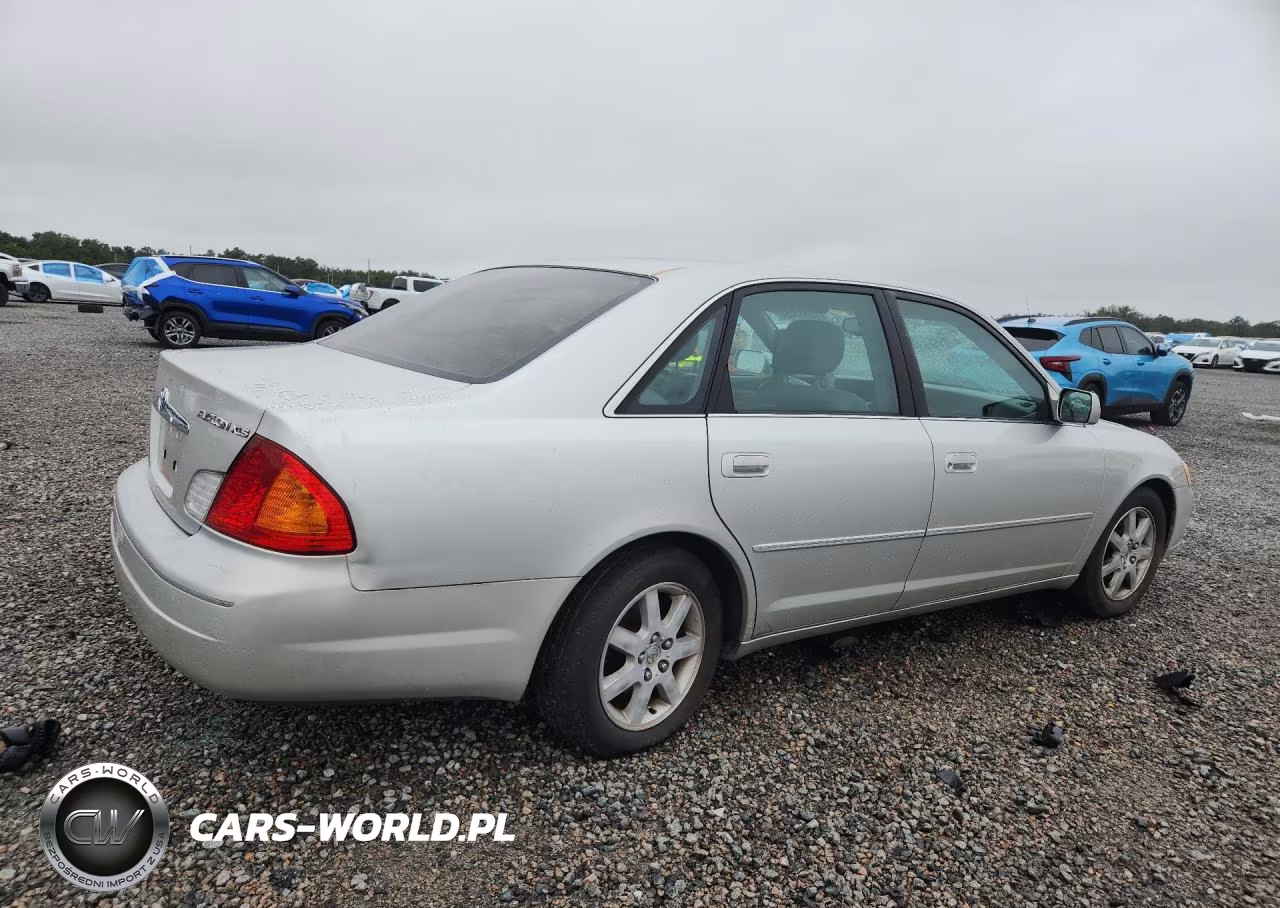 2000 Toyota Avalon Xls VIN:4T1BF28BXYU018658 - 3