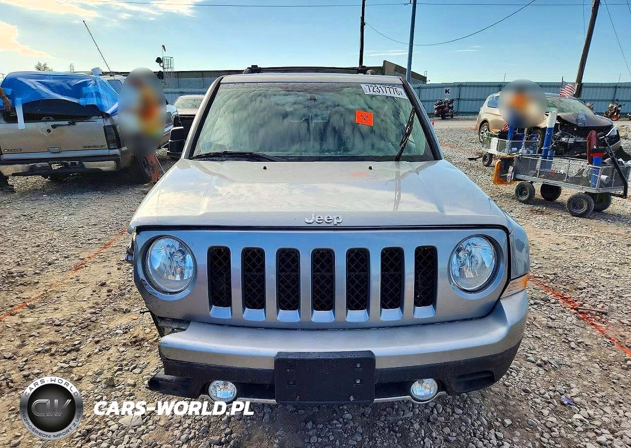 2016 Jeep Patriot Latitude VIN:1C4NJPFA7GD800115 - 5