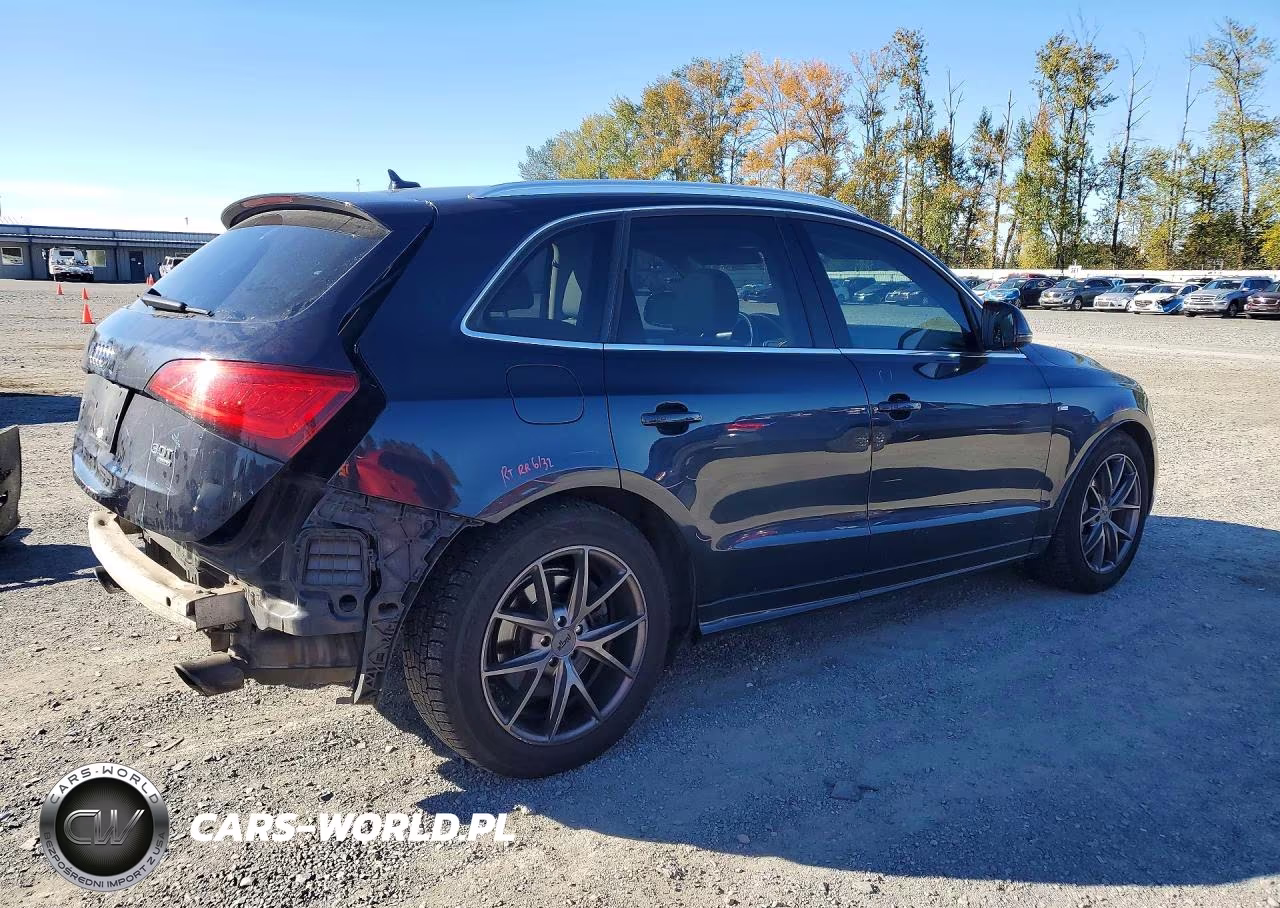 2014 Audi Q5 Premium Plus VIN:WA1DGAFP9EA093944 - 3