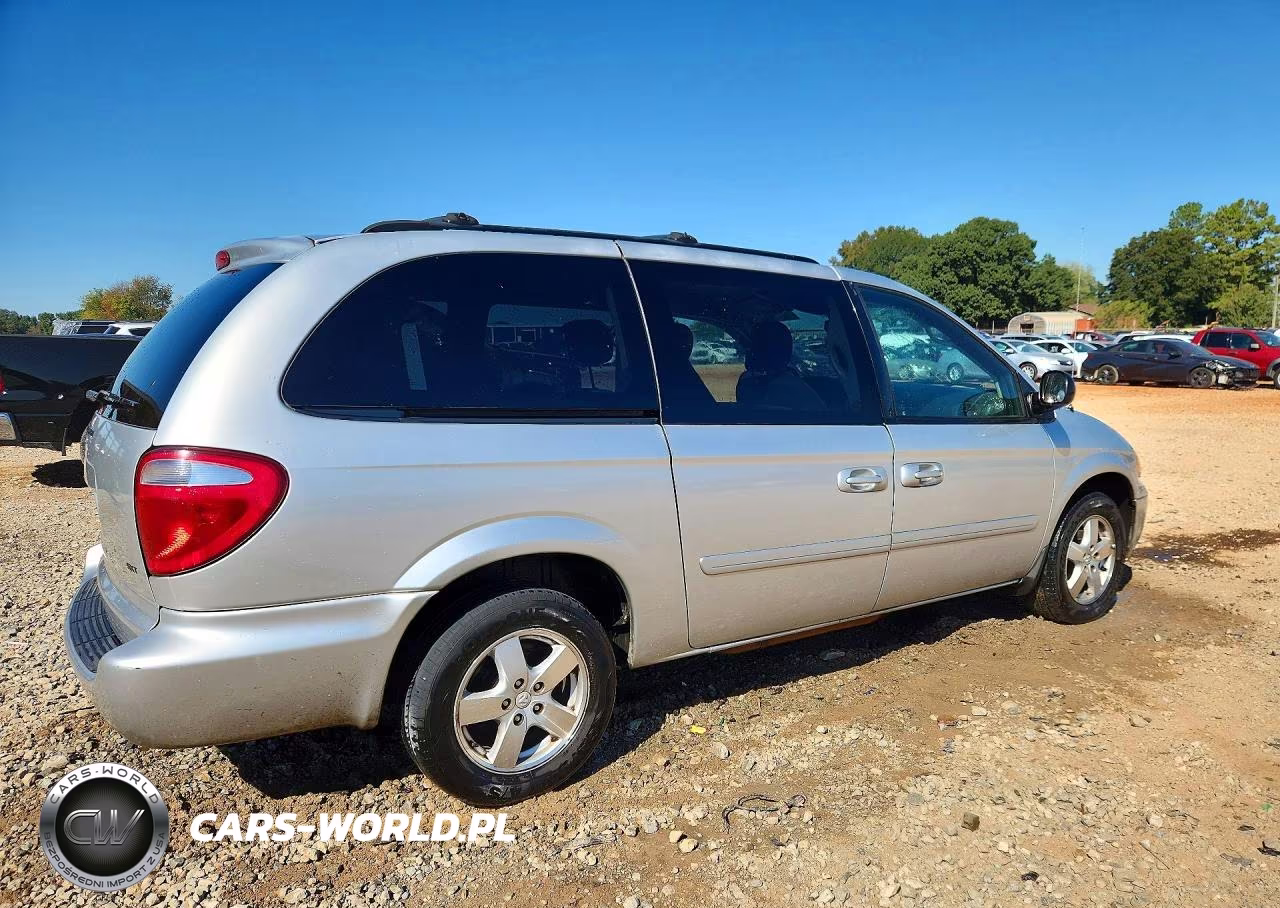 2007 Dodge Grand Caravan Sxt VIN:2D4GP44L97R251592 - 3