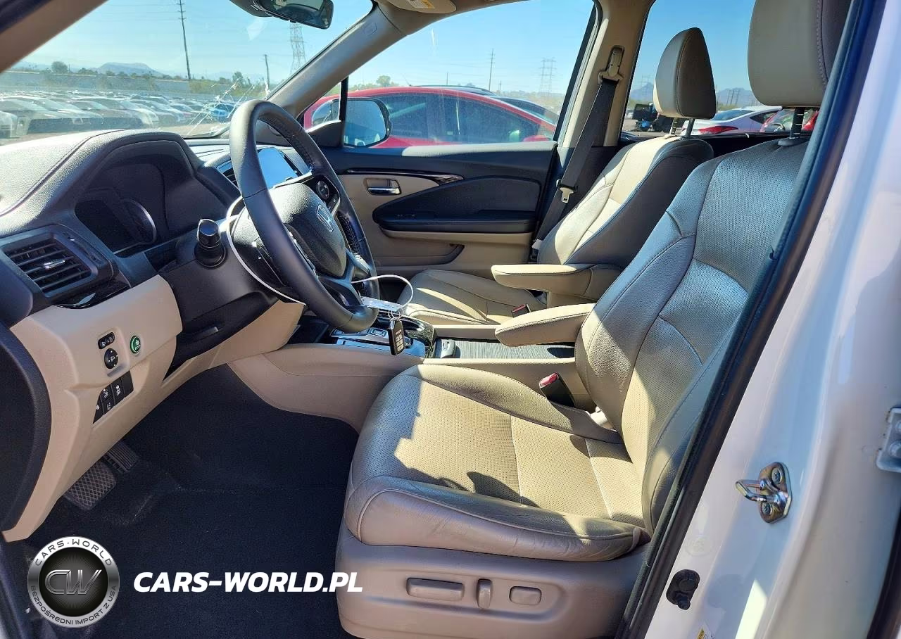 2019 Honda Pilot Elite VIN:5FNYF6H05KB042967 - 7
