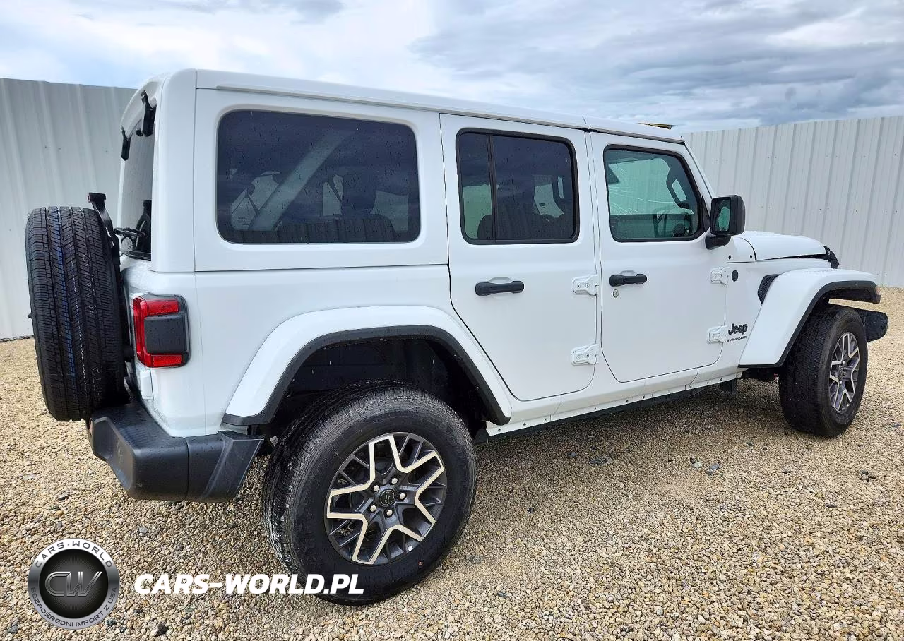2026 Jeep Wrangler Sahara VIN:1C4PJXEN0TW185886 - 3