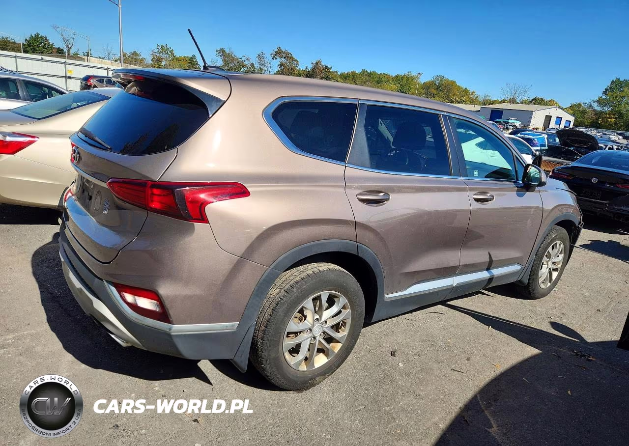 2019 Hyundai Santa Fe Se VIN:5NMS23AD9KH136538 - 3