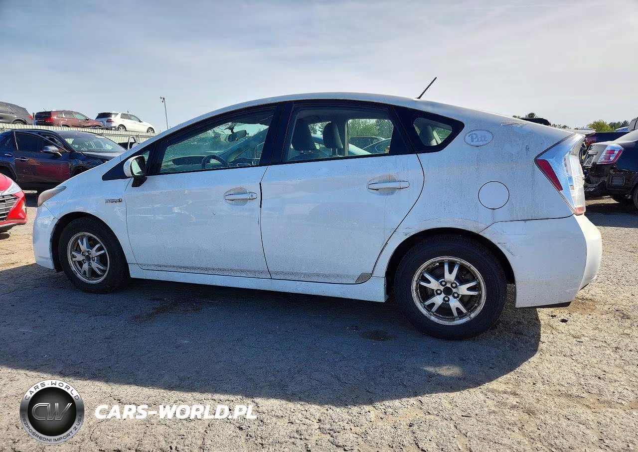 2011 Toyota Prius Two VIN:JTDKN3DU8B1359439 - 2