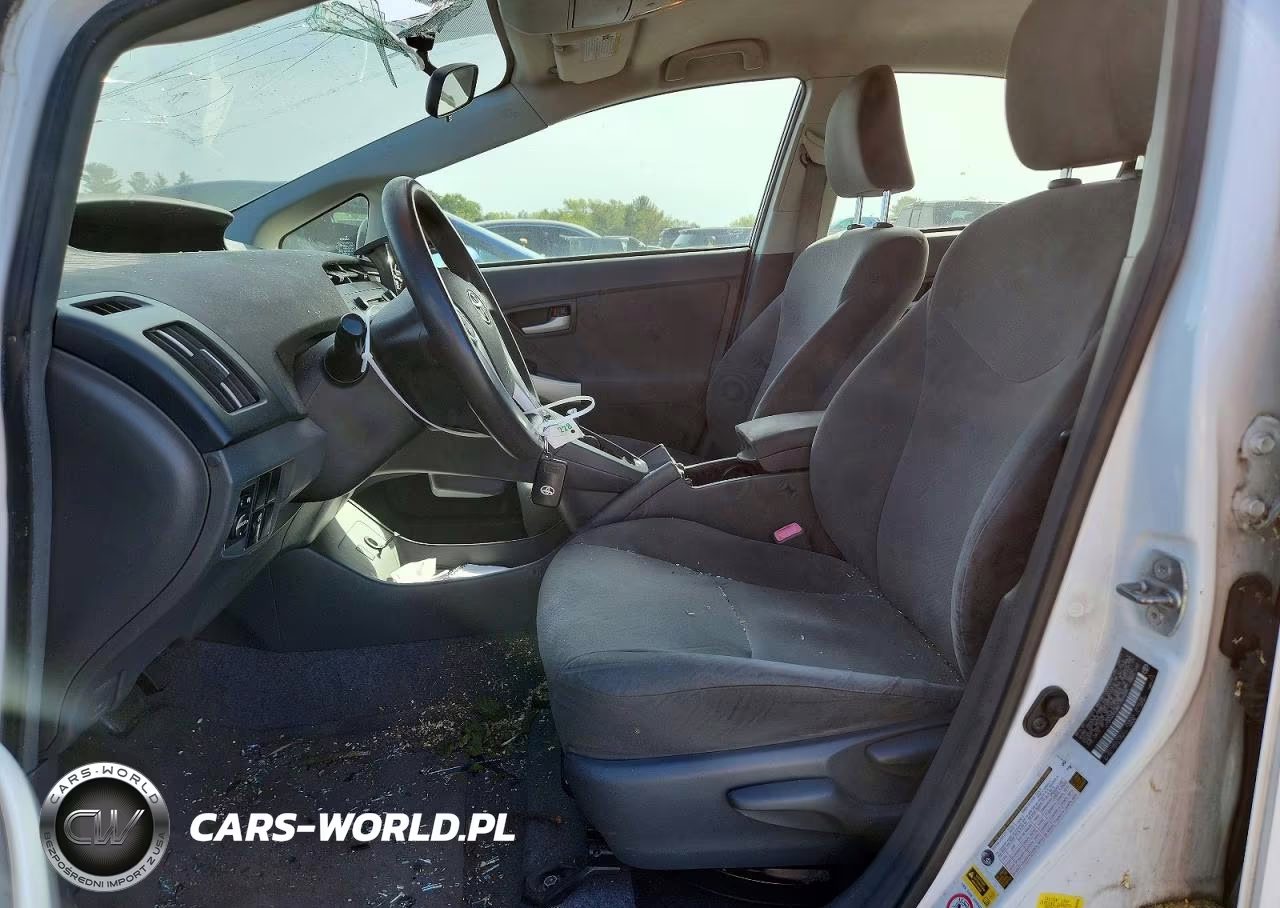 2011 Toyota Prius Two VIN:JTDKN3DU8B1359439 - 7