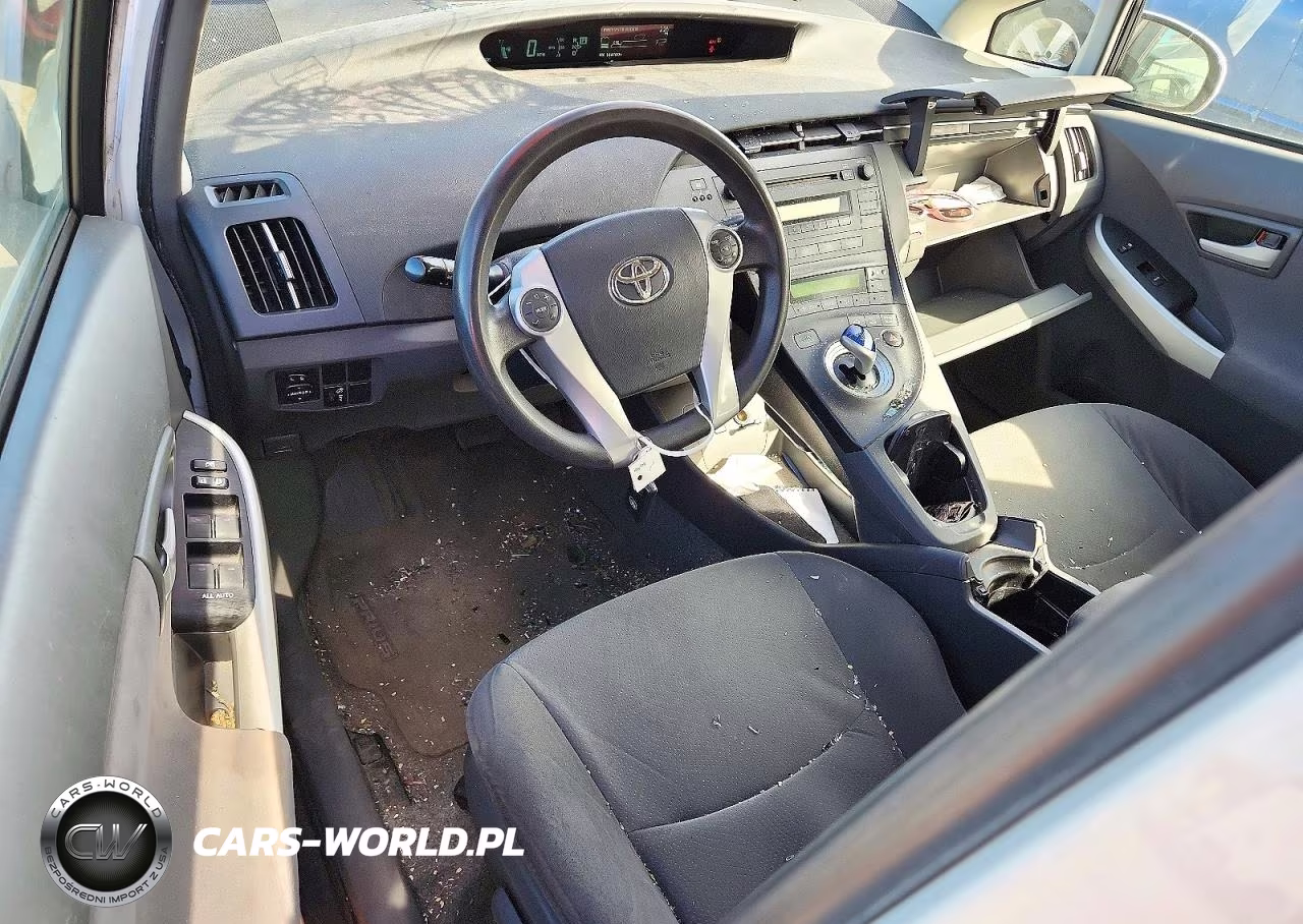2011 Toyota Prius Two VIN:JTDKN3DU8B1359439 - 8