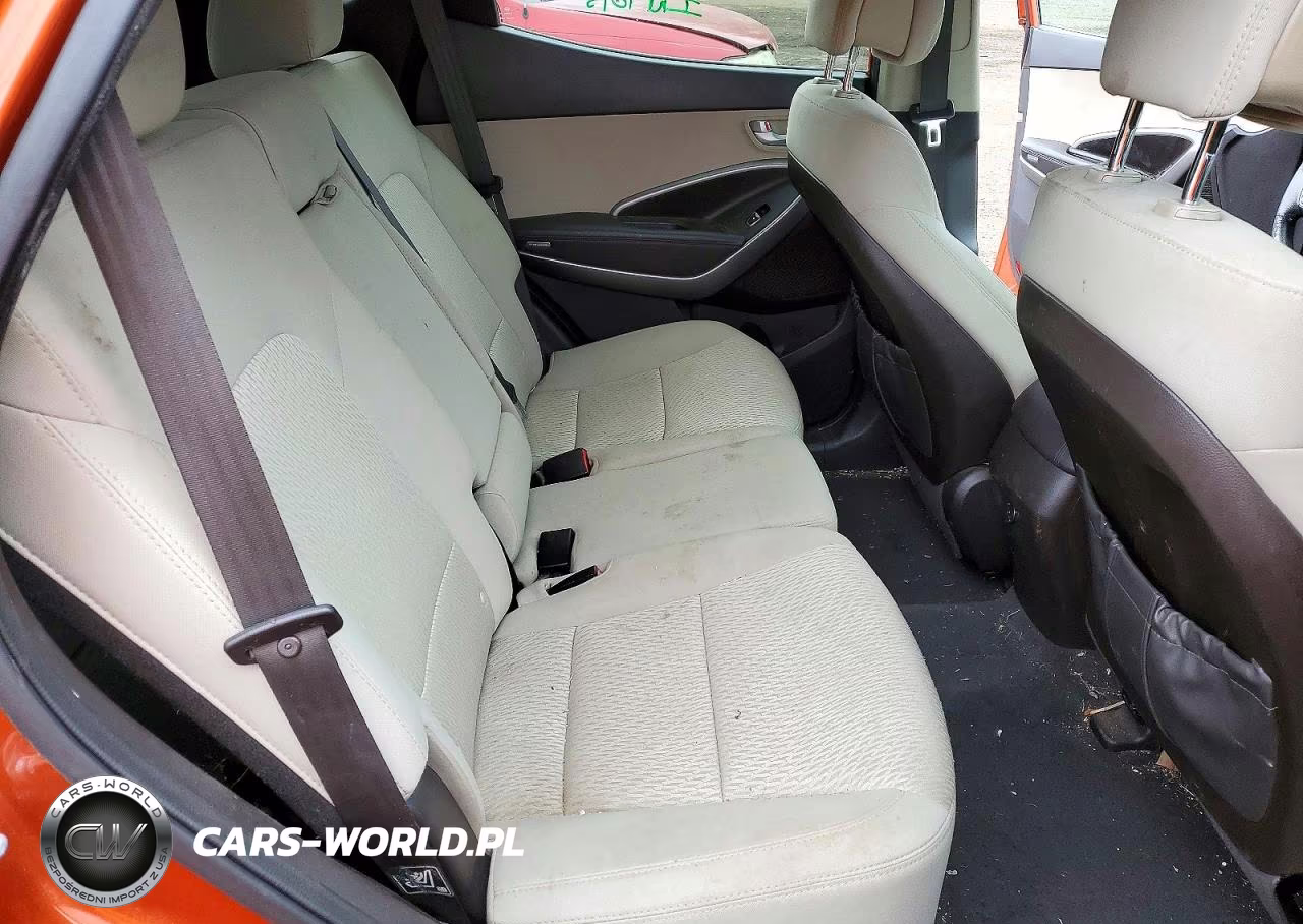 2016 Hyundai Santa Fe Sport 2.4L VIN:5XYZUDLB2GG311904 - 11