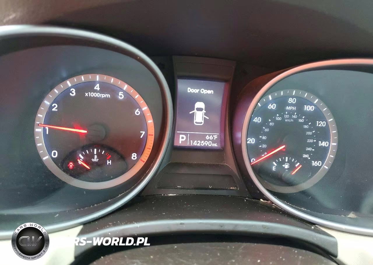 2016 Hyundai Santa Fe Sport 2.4L VIN:5XYZUDLB2GG311904 - 9