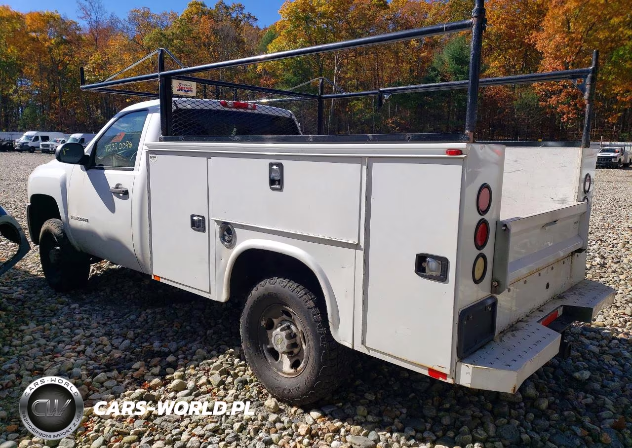 2007 Chevrolet Silverado K2500 Heavy Duty VIN:1GCHK24K97E549732 - 2