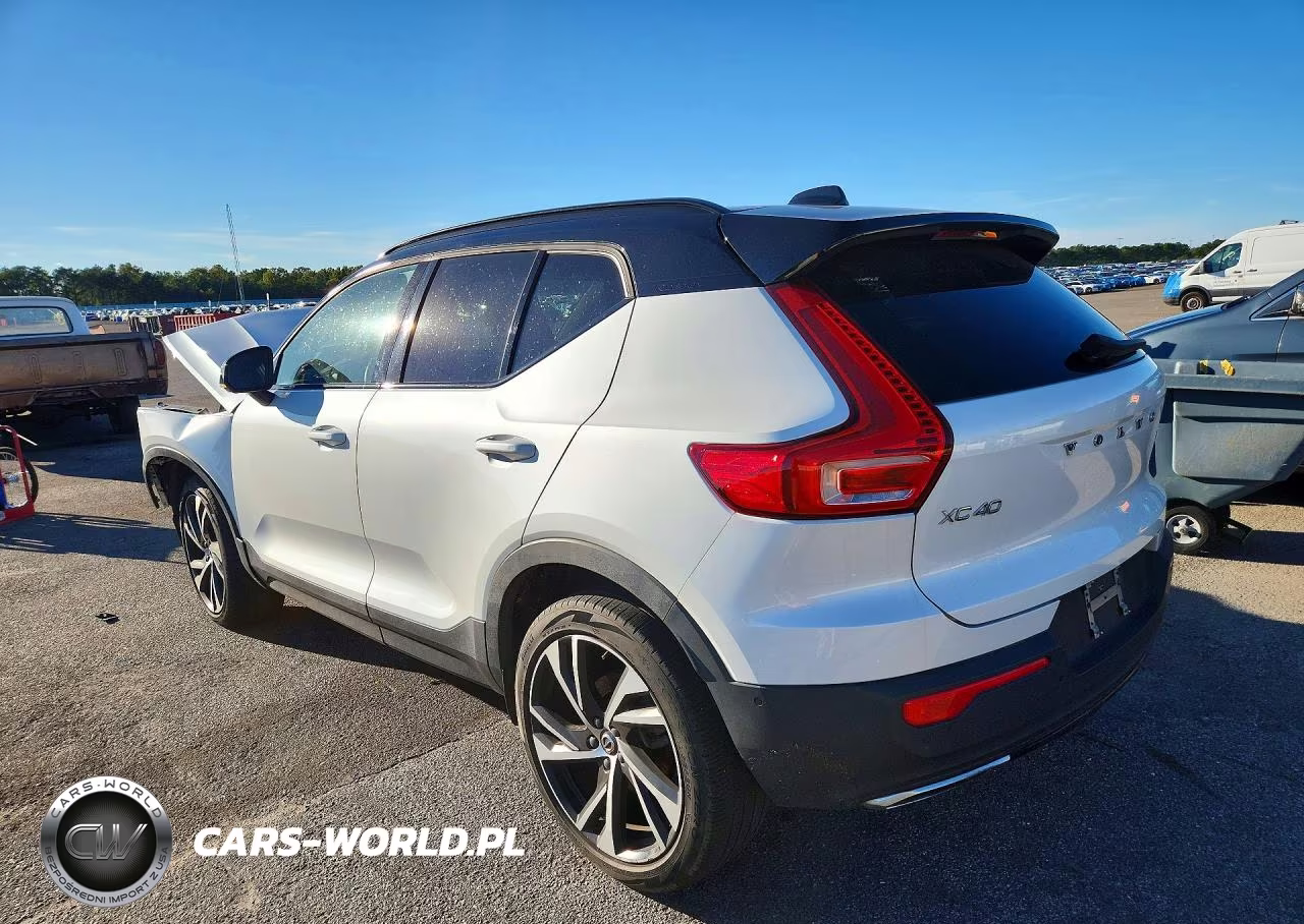 2019 Volvo Xc40 T5 R-Design VIN:YV4162UM3K2104403 - 2