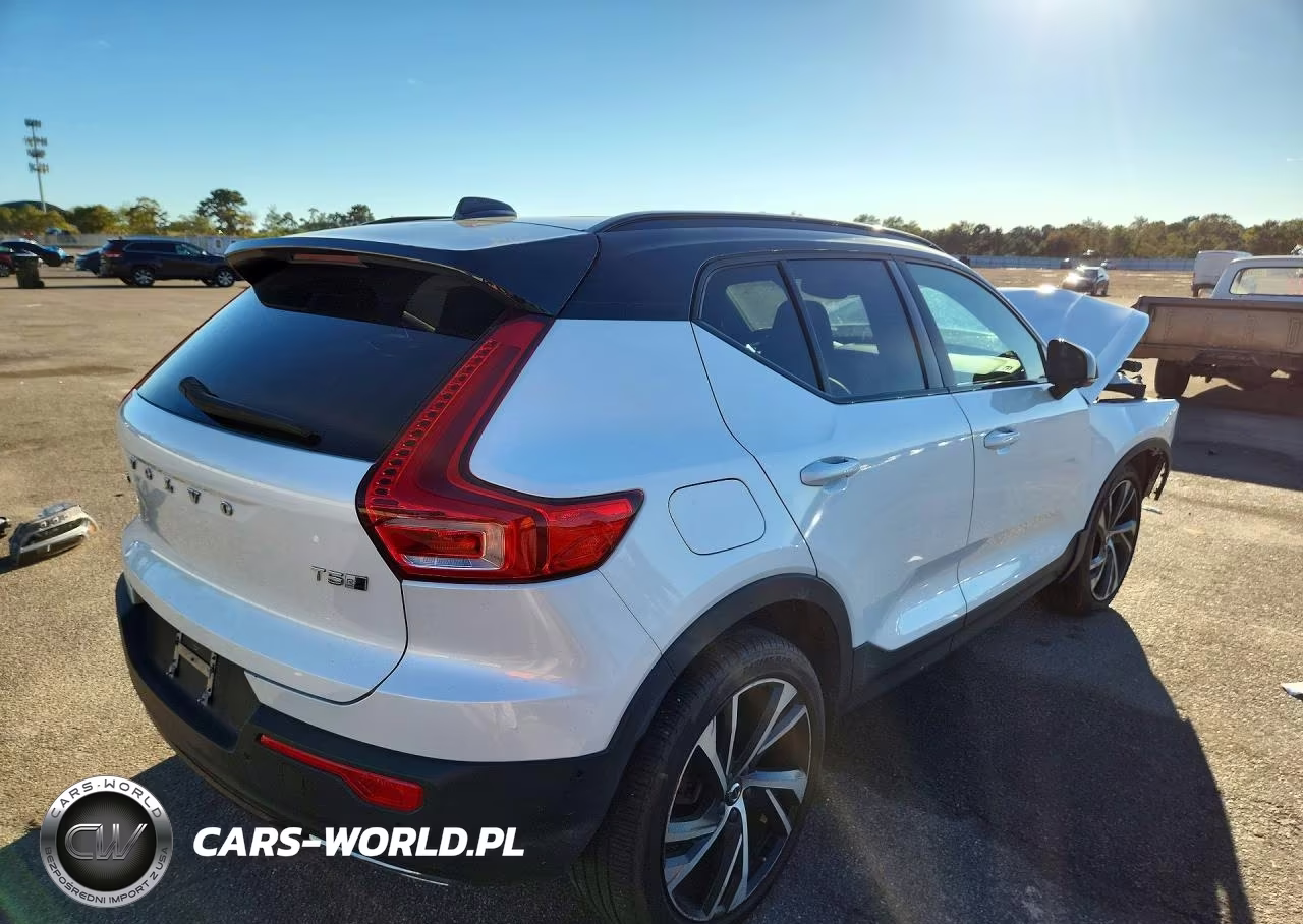 2019 Volvo Xc40 T5 R-Design VIN:YV4162UM3K2104403 - 3