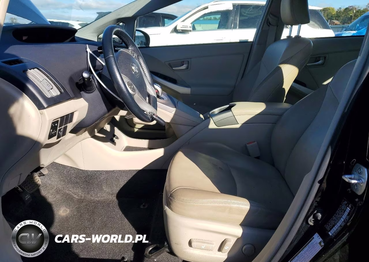 2014 Toyota Prius Four VIN:JTDKN3DU6E0388948 - 7