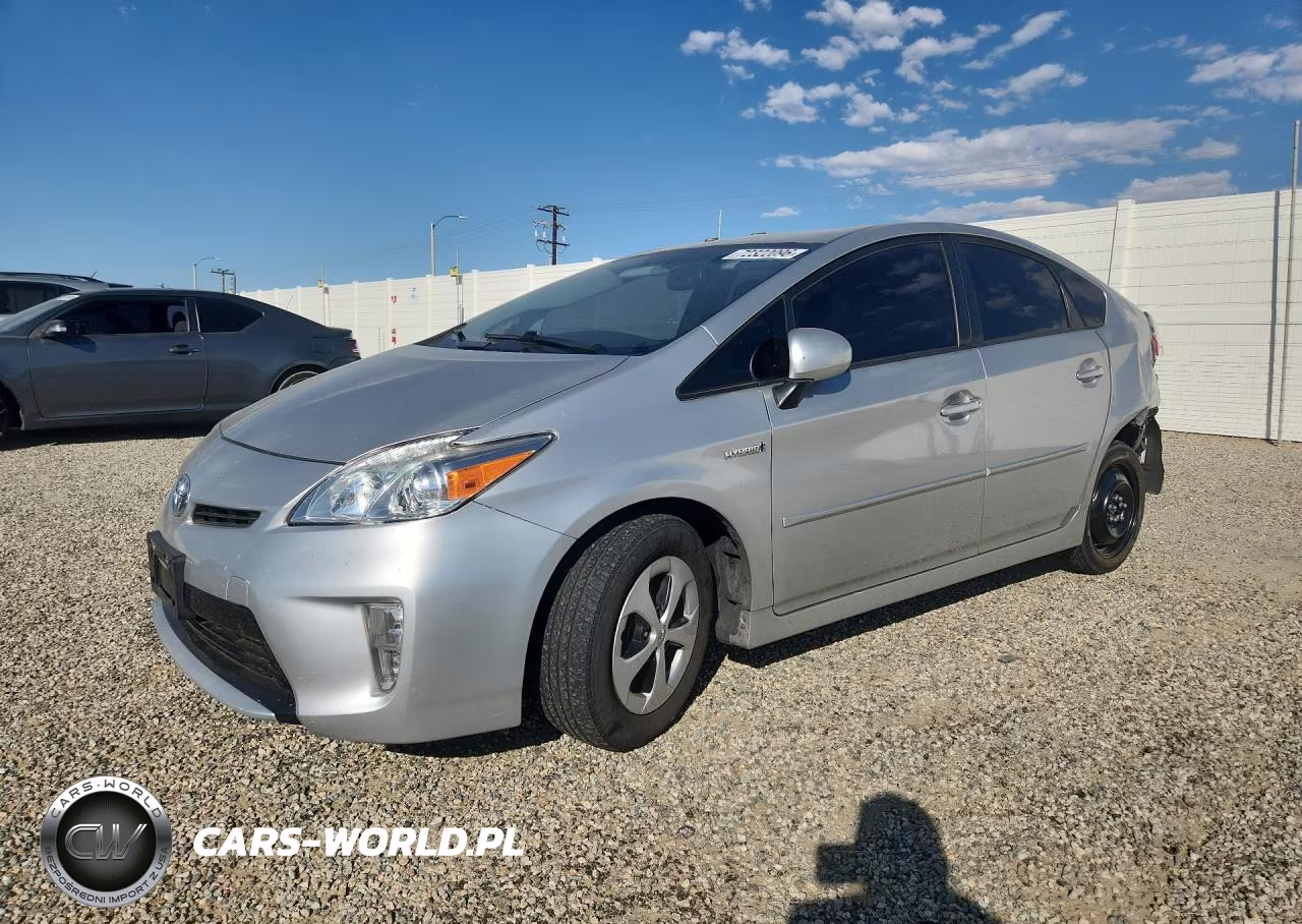 2013 Toyota Prius Four – zdjęcie 1 z 12