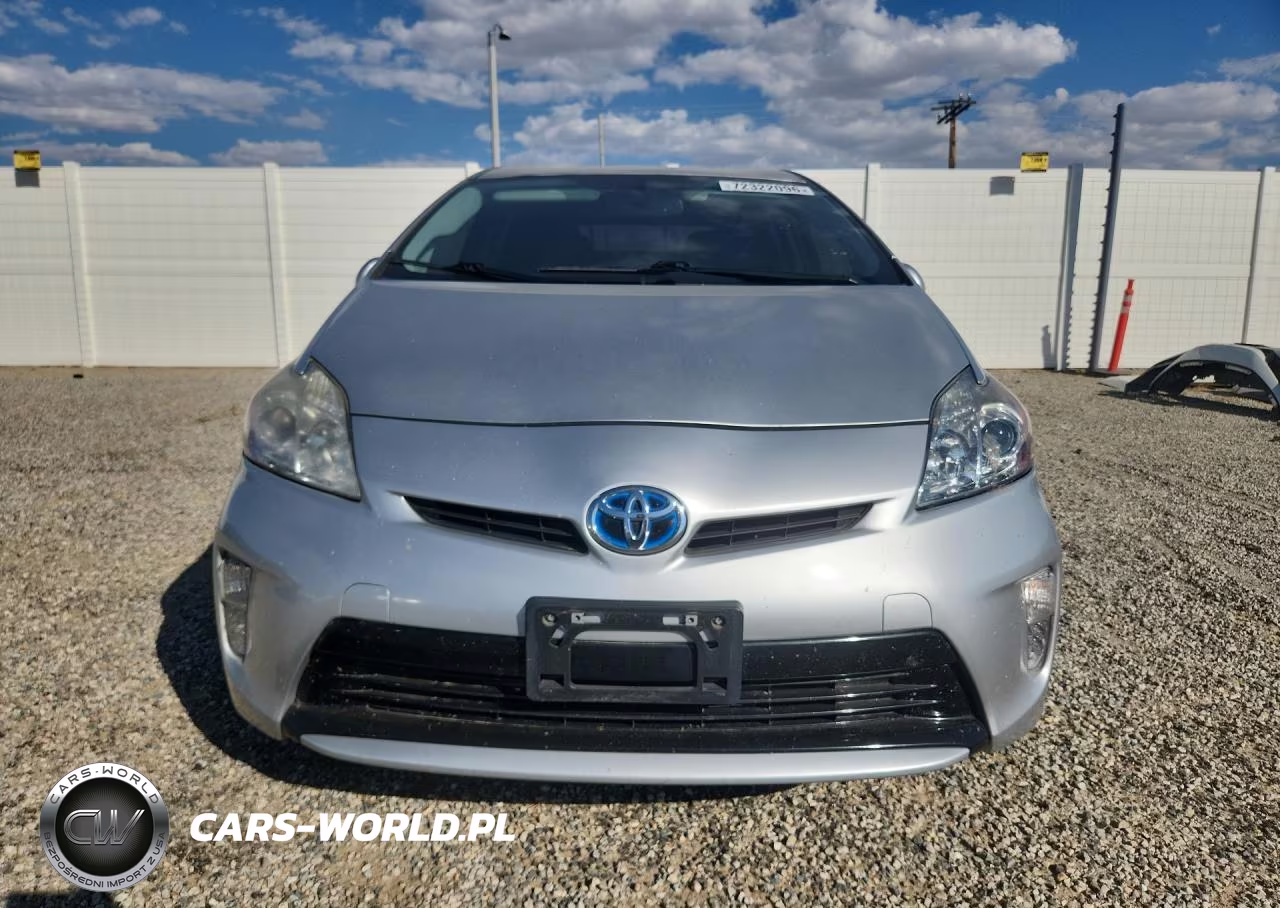 2013 Toyota Prius Four VIN:JTDKN3DU9D1689920 - 5