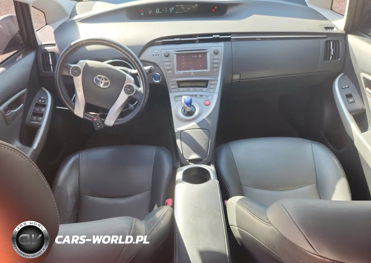 2013 Toyota Prius Four VIN:JTDKN3DU9D1689920 - 8