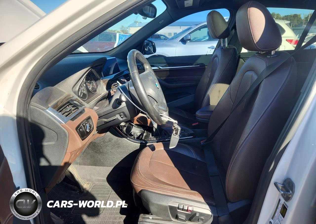 2016 BMW X1 xDrive28I VIN:WBXHT3C38GP880306 - 7