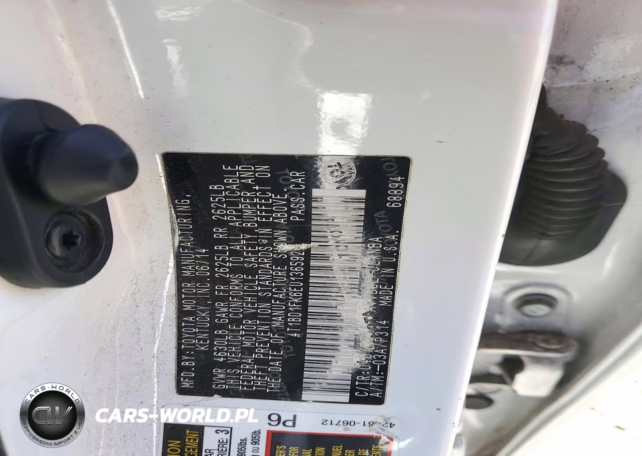 2014 Toyota Camry Hybrid Le VIN:4T1BD1FK6EU136592 - 12