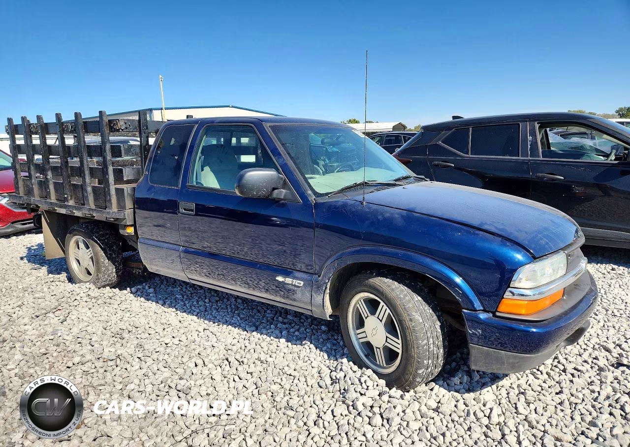 2002 Chevrolet S Truck S10 VIN:1GCCS19WX28258681 - 4