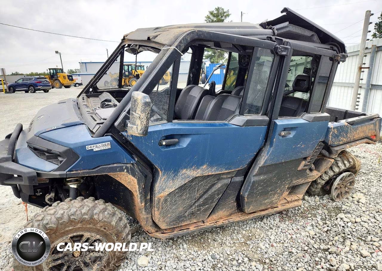 2026 Can-Am Defender Limited Utility Vehicle VIN:3JBKUAX48TK002476 - 9