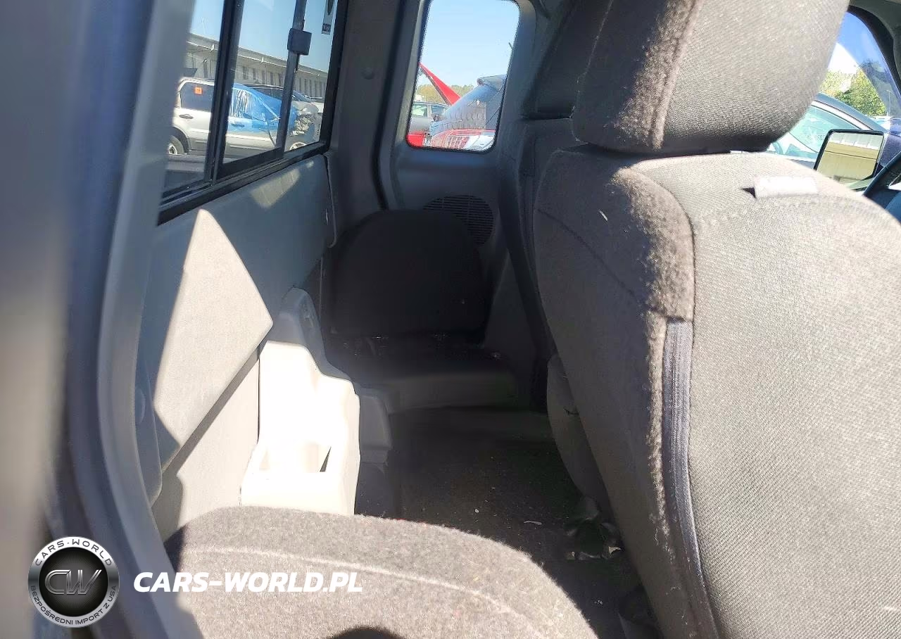 2011 Ford Ranger Super Cab VIN:1FTLR4FE0BPB04625 - 10