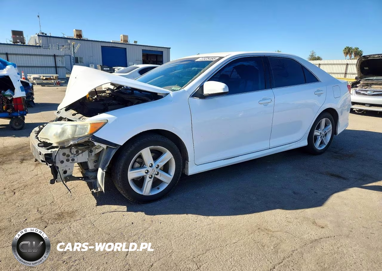 2012 Toyota Camry Se – zdjęcie 1 z 12