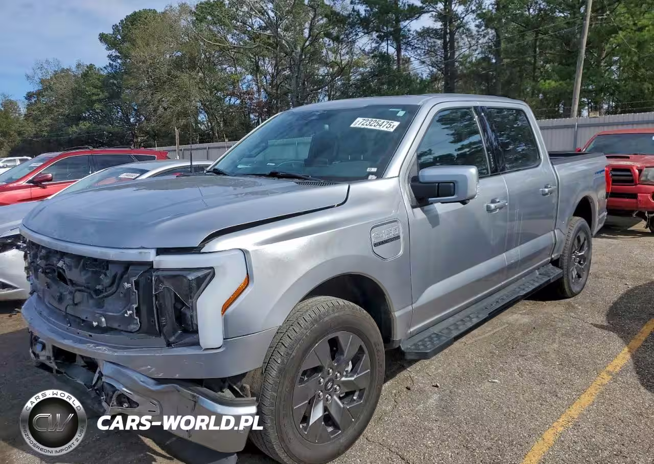 2023 Ford F150 Lightning Pro