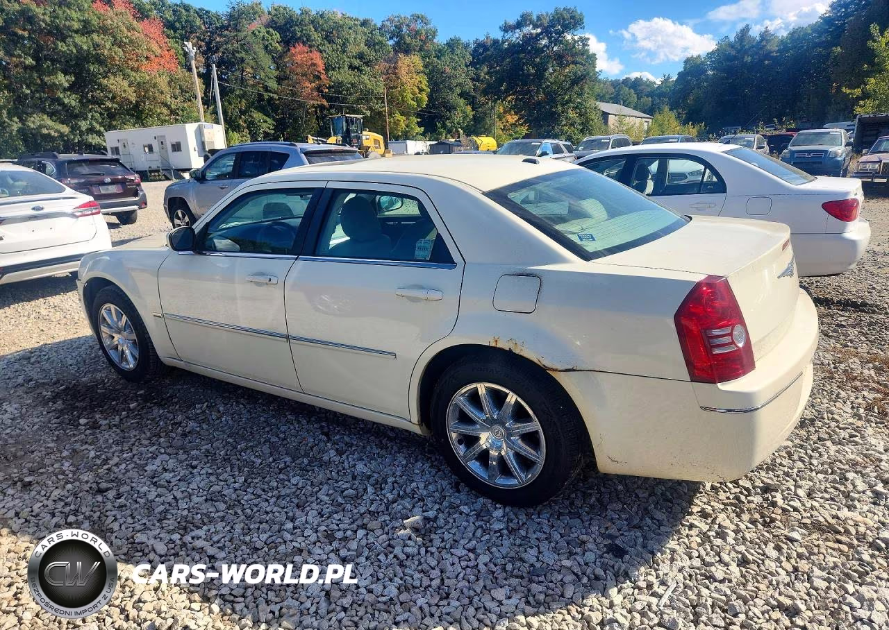 2009 Chrysler 300 Touring VIN:2C3KA53V99H618005 - 2