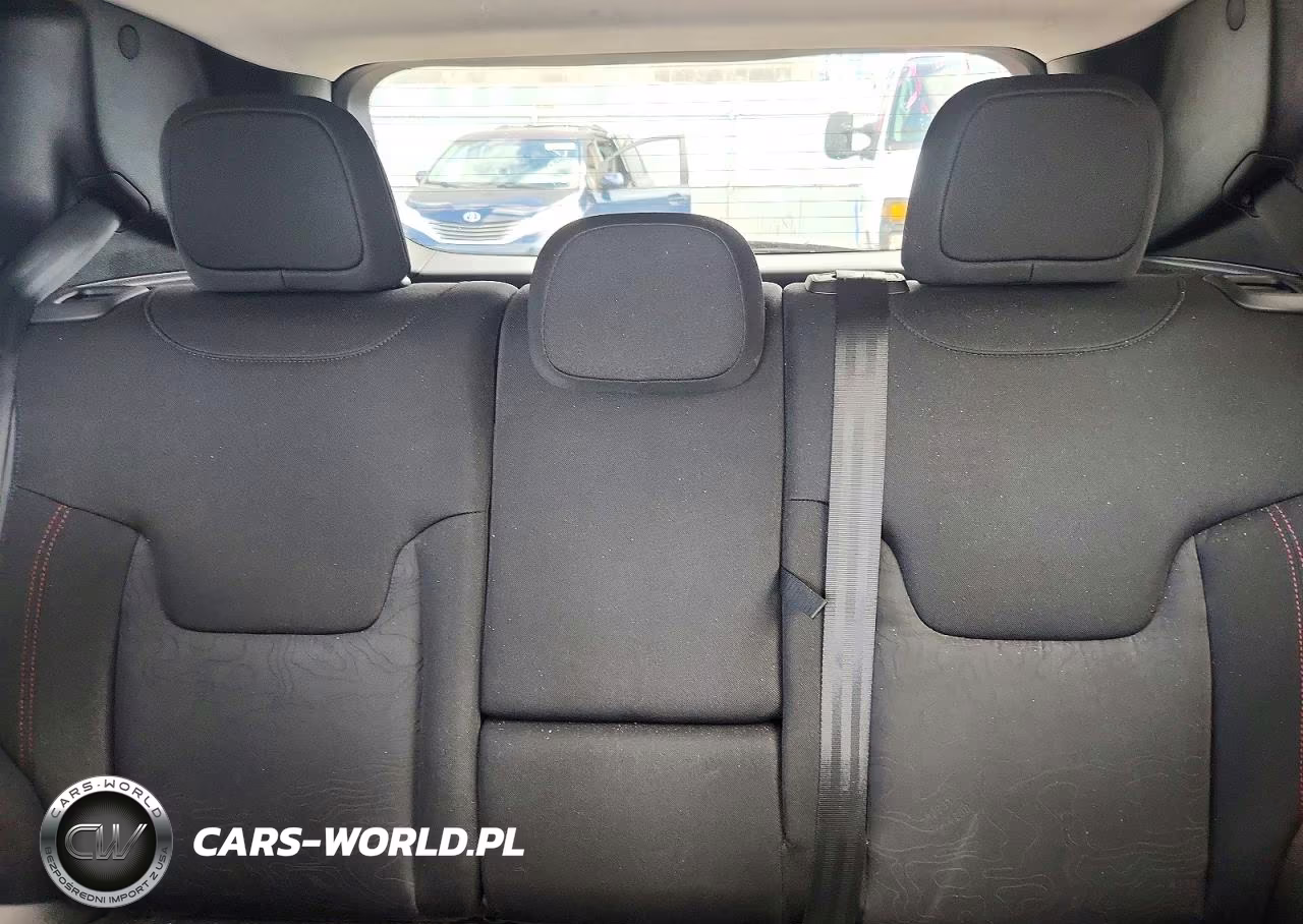 2019 Jeep Renegade Trailhawk VIN:ZACNJBC1XKPK09548 - 10