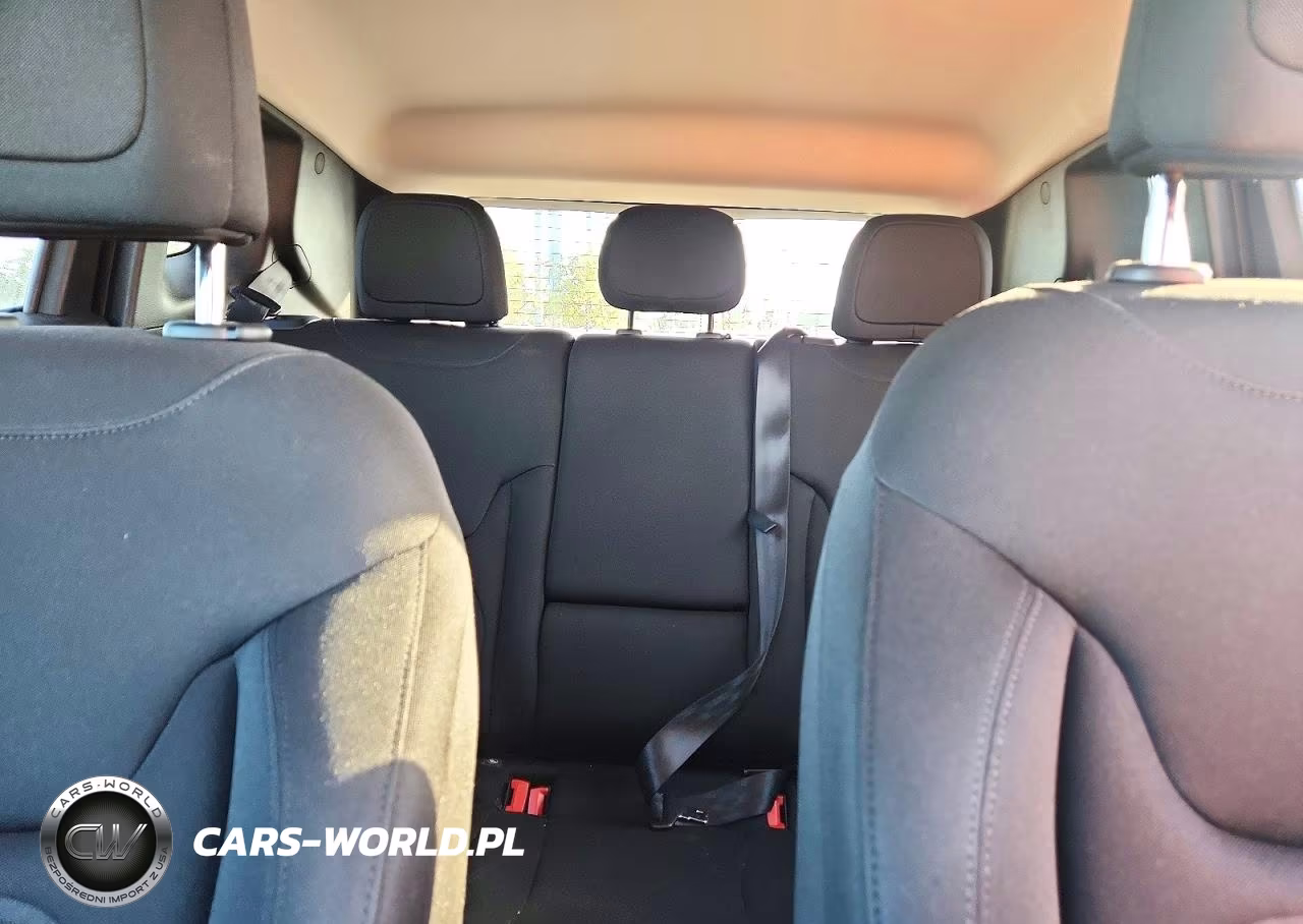 2019 Jeep Renegade Latitude VIN:ZACNJBBB5KPK42712 - 10