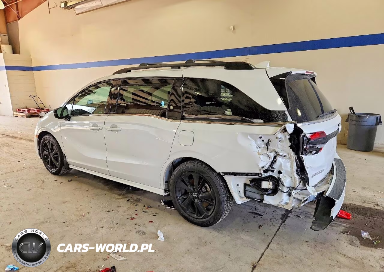 2023 Honda Odyssey Sport-L VIN:5FNRL6H74PB061513 - 2