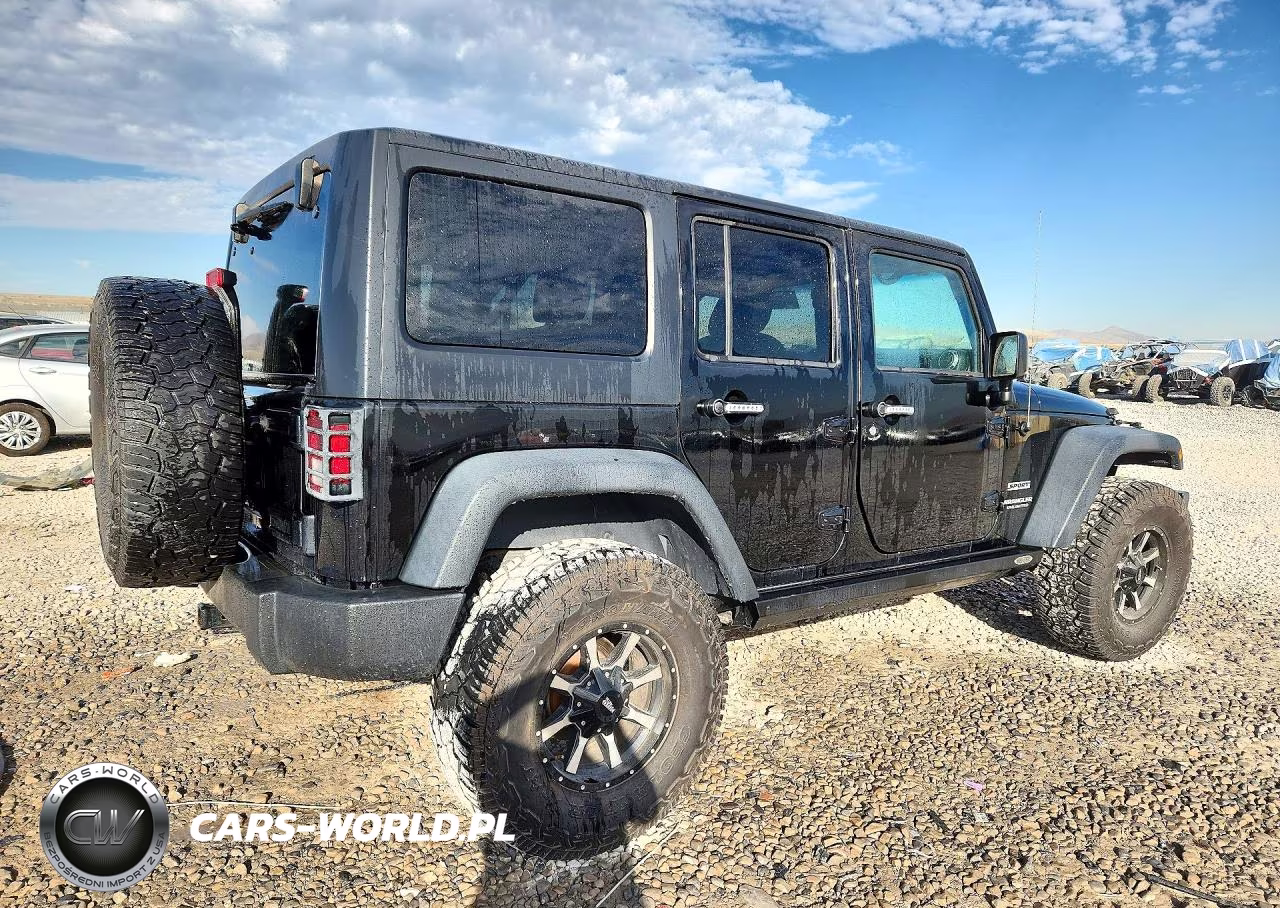 2017 Jeep Wrangler Unlimited Sport VIN:1C4BJWDG2HL574237 - 3
