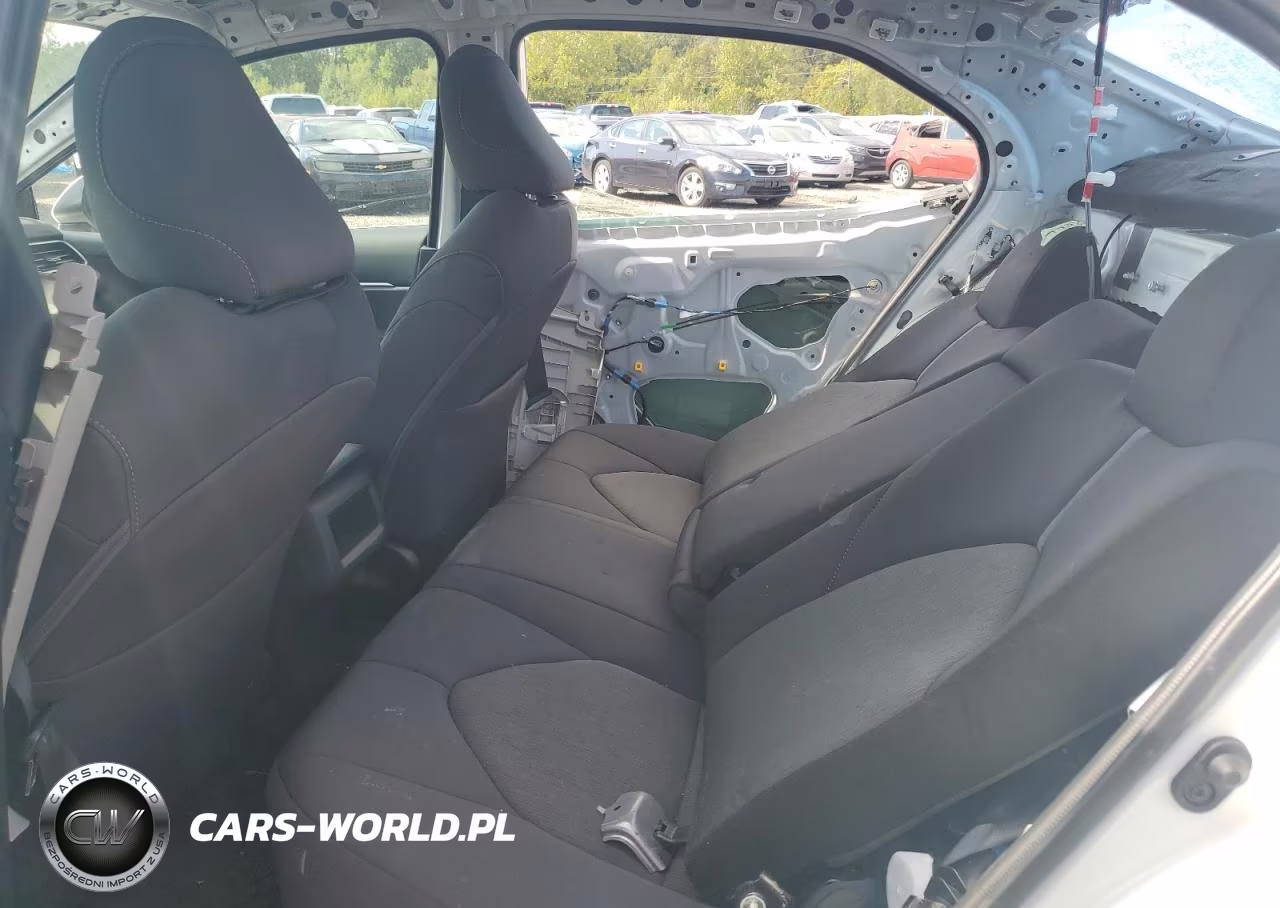 2023 Toyota Camry Le VIN:4T1C11BK8PU105804 - 10