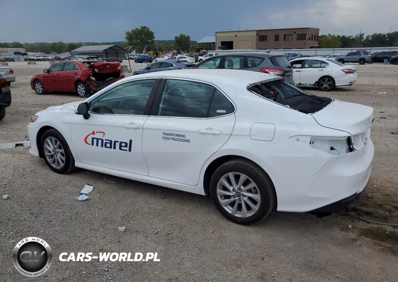 2023 Toyota Camry Le VIN:4T1C11BK8PU105804 - 2