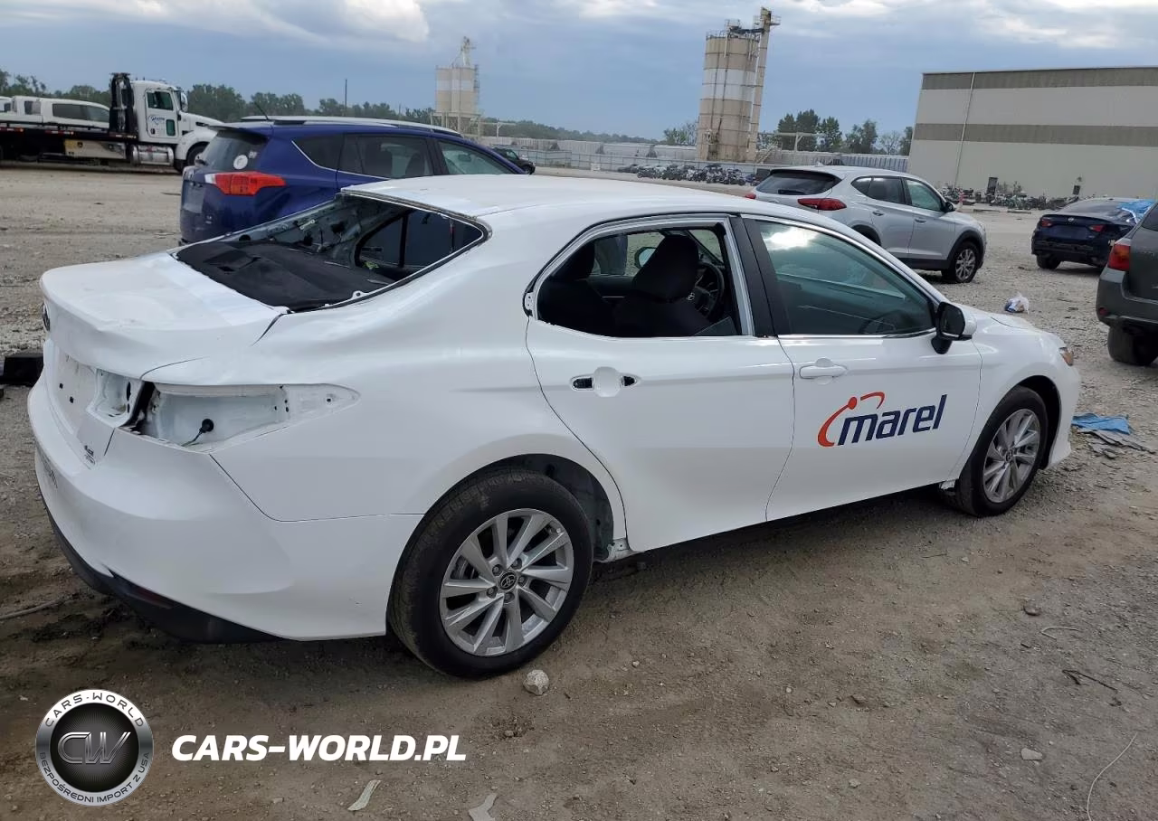 2023 Toyota Camry Le VIN:4T1C11BK8PU105804 - 3