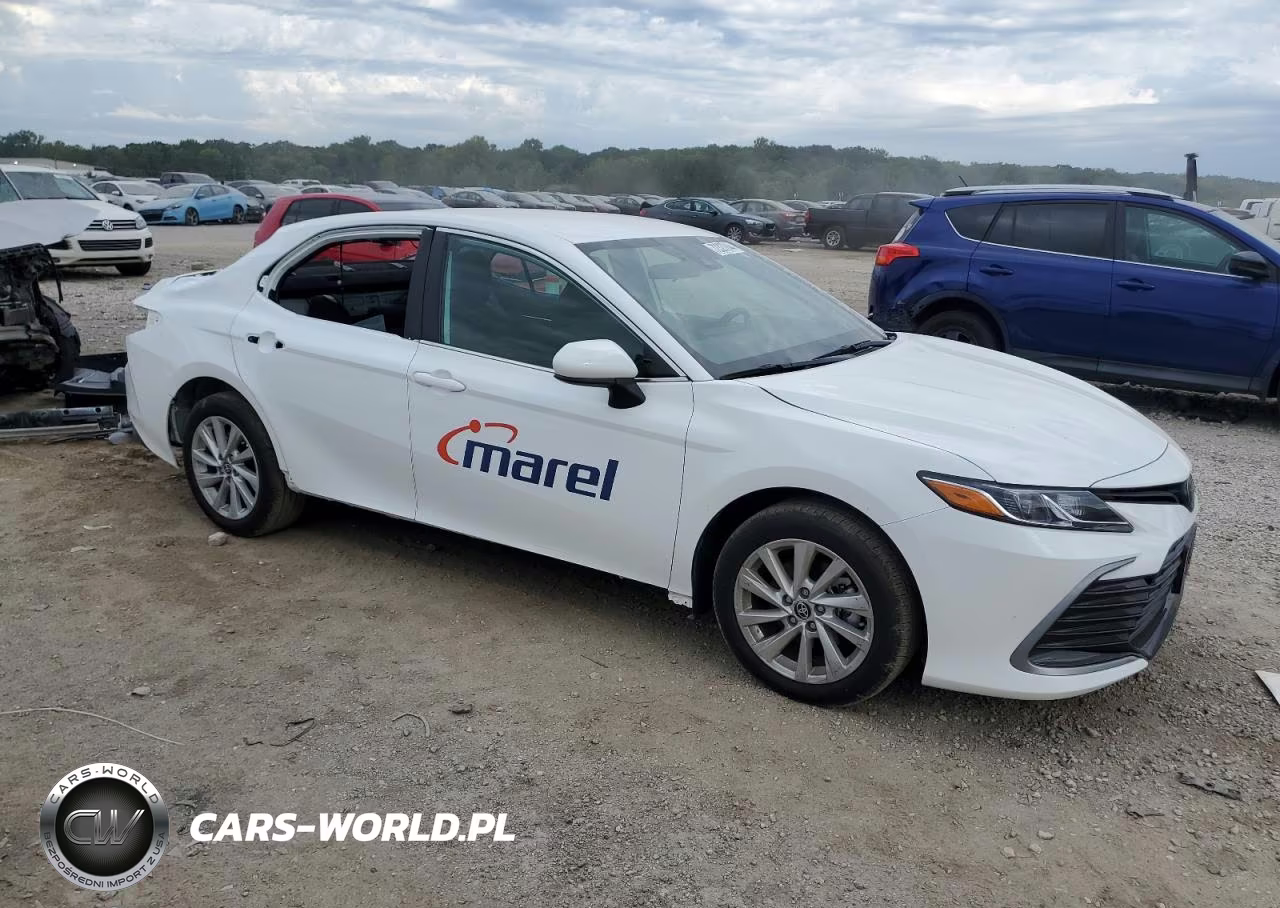 2023 Toyota Camry Le VIN:4T1C11BK8PU105804 - 4