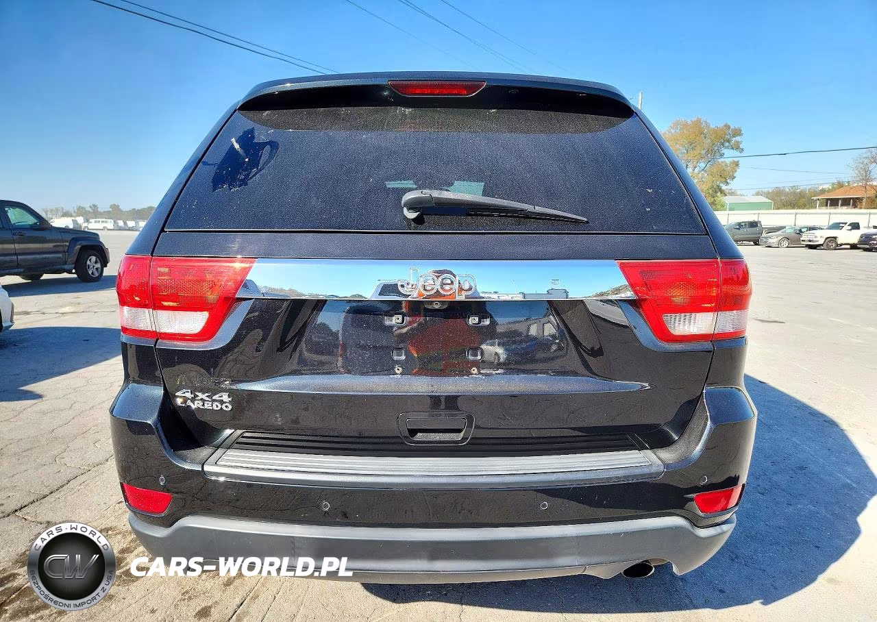 2013 Jeep Grand Cherokee Laredo VIN:1C4RJFAG5DC537714 - 6
