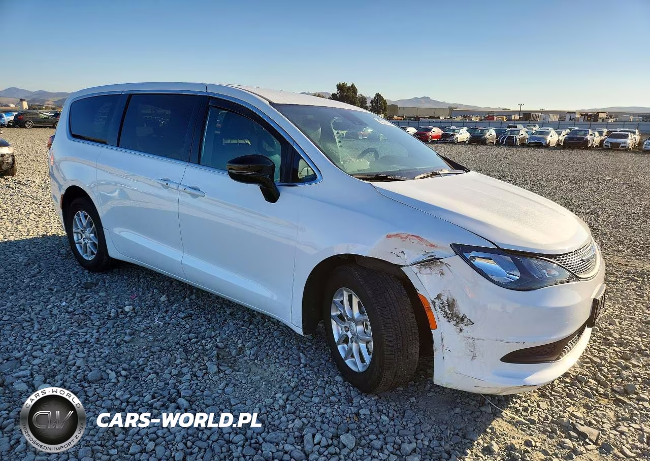 2026 Chrysler Voyager Lx VIN:2C4RC1CG6TR152517 - 4