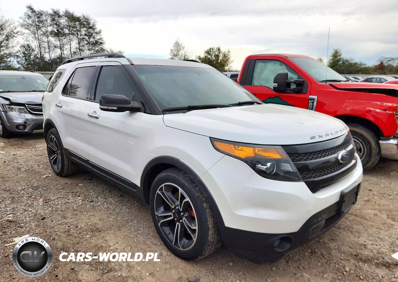 2014 Ford Explorer Sport VIN:1FM5K8GT0EGC21185 - 4