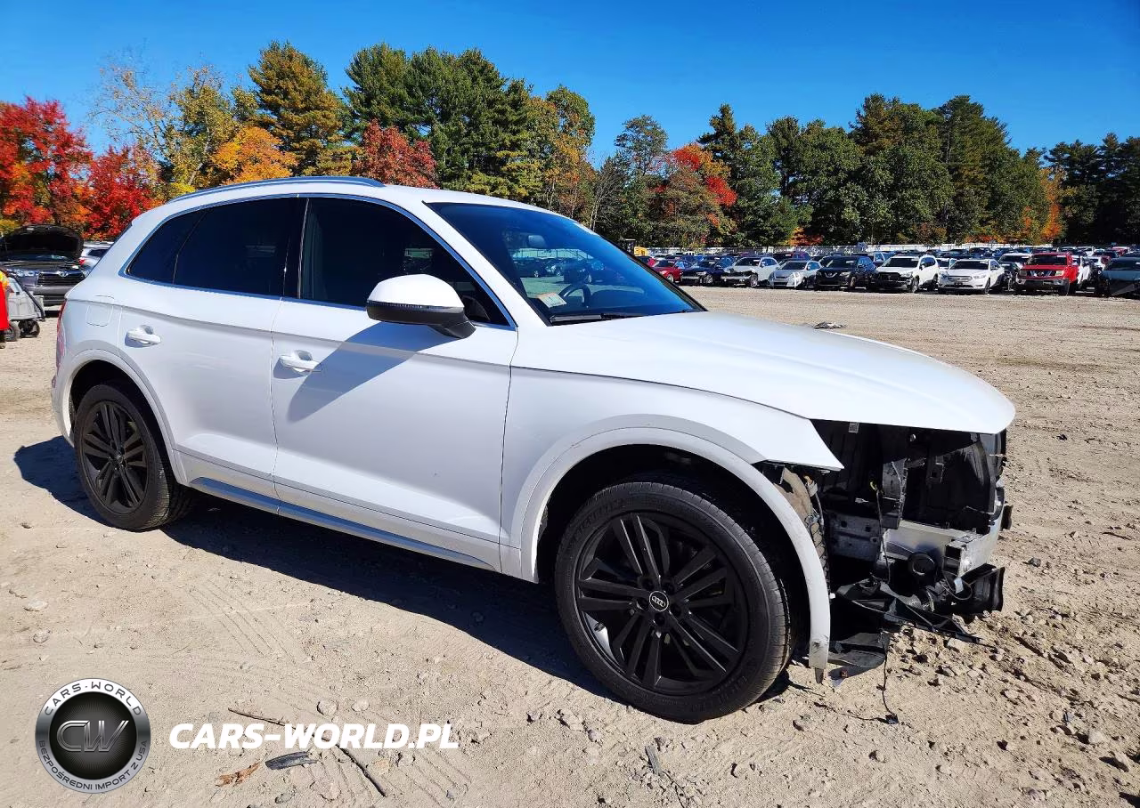 2018 Audi Q5 Prestige VIN:WA1CNAFY7J2199940 - 4