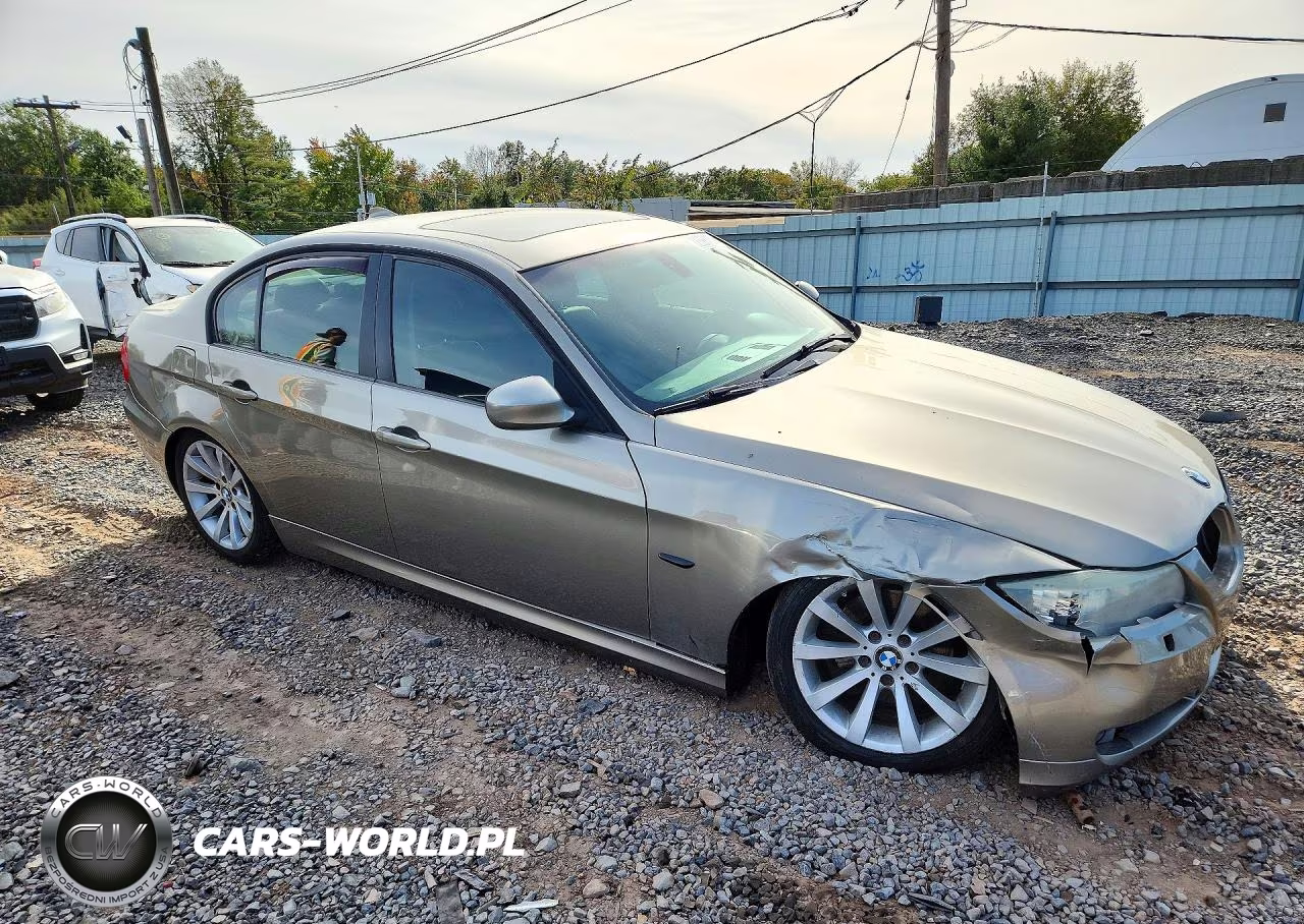 2011 BMW 328 Xi VIN:WBAPK7C51BA971897 - 4