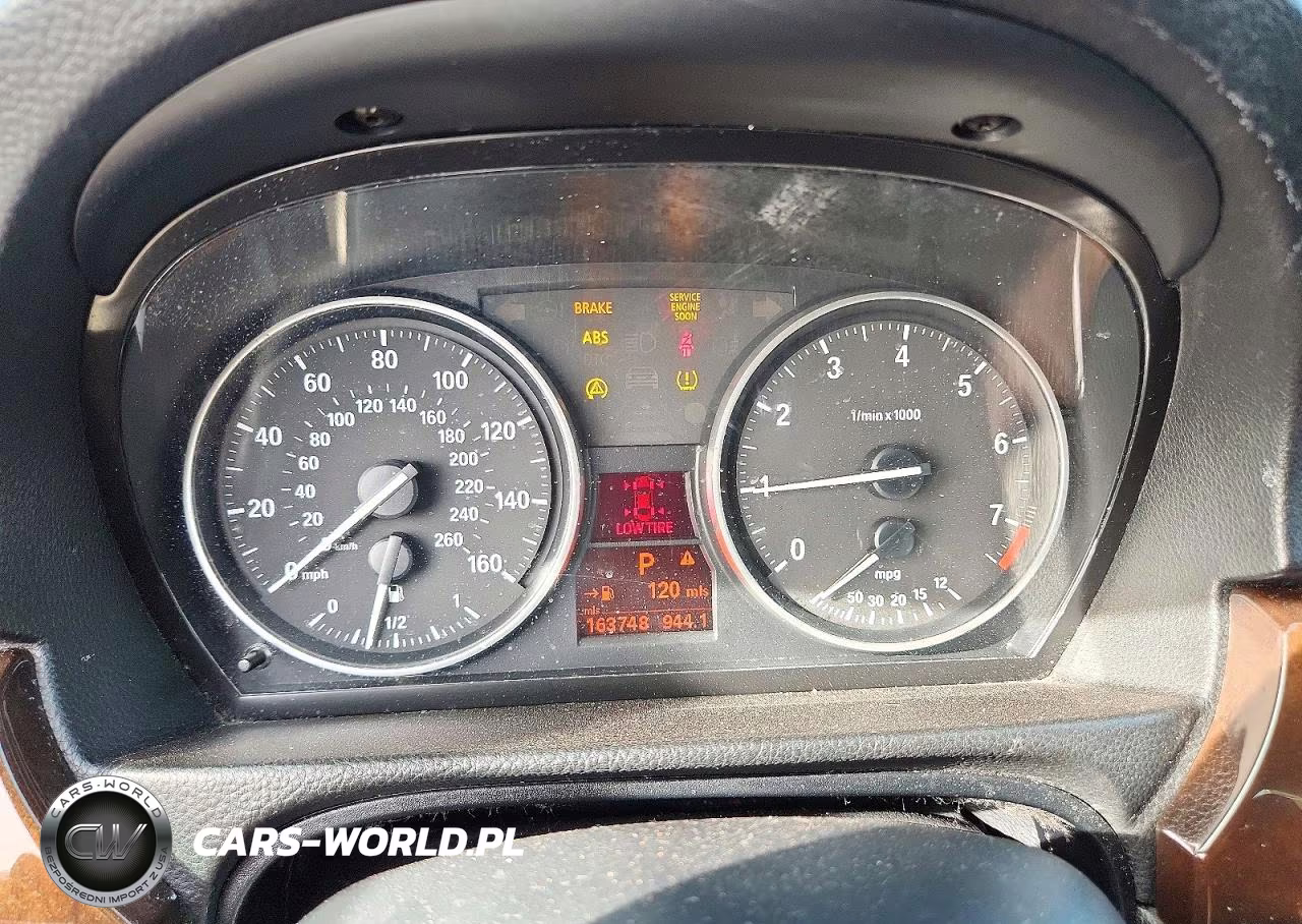 2011 BMW 328 Xi VIN:WBAPK7C51BA971897 - 9