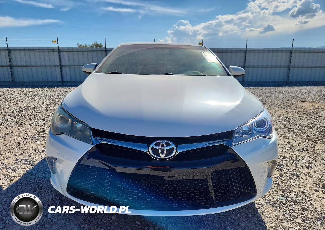 2015 Toyota Camry Se VIN:4T1BF1FK1FU112065 - 5