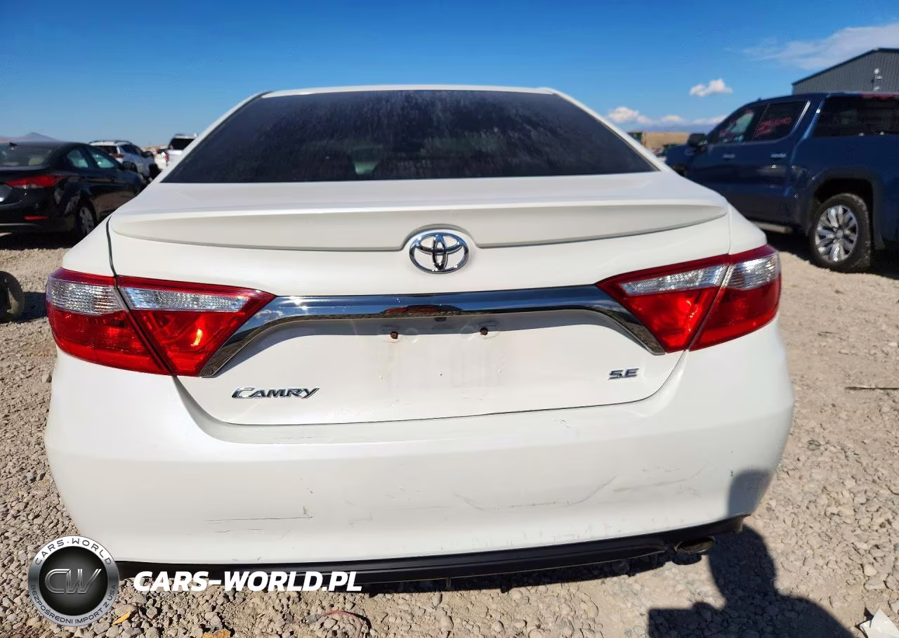 2015 Toyota Camry Se VIN:4T1BF1FK1FU112065 - 6