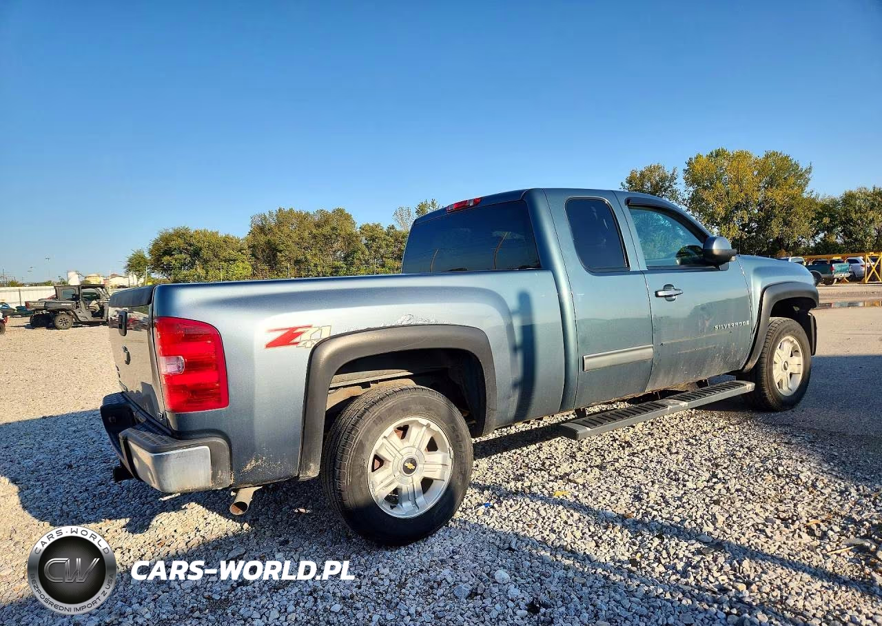 2009 Chevrolet Silverado K1500 Ltz VIN:1GCEK39079Z223701 - 3
