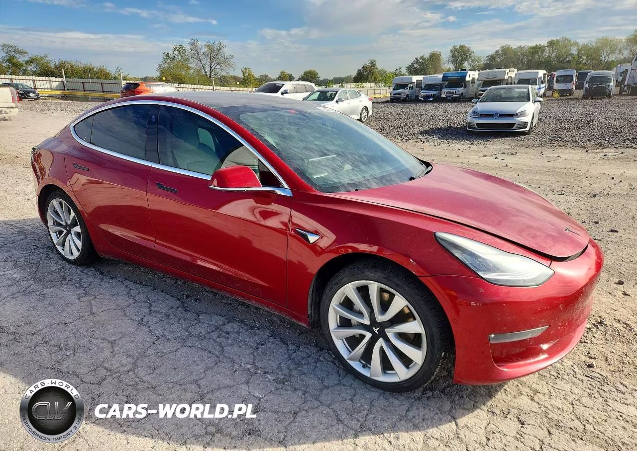2019 Tesla Model 3 VIN:5YJ3E1EA6KF332714 - 4
