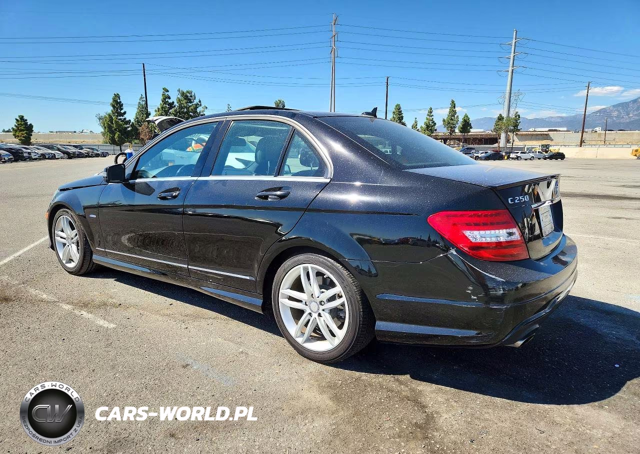 2012 Mercedes-Benz C 250 VIN:WDDGF4HB7CA623405 - 2