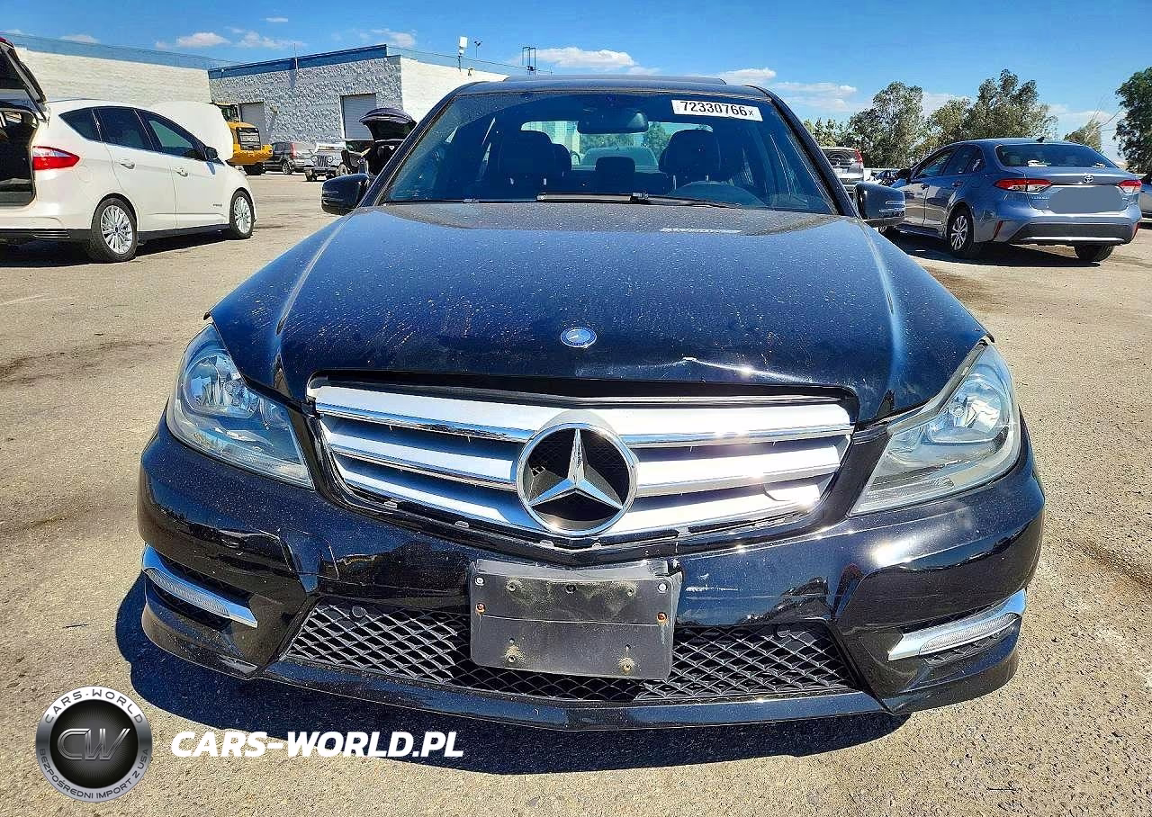 2012 Mercedes-Benz C 250 VIN:WDDGF4HB7CA623405 - 5