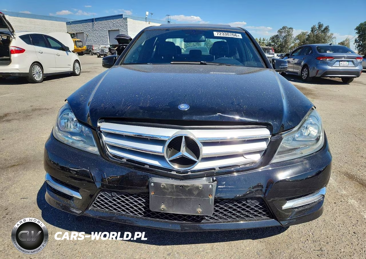 2012 Mercedes-Benz C 250 VIN:WDDGF4HB7CA623405 - 6