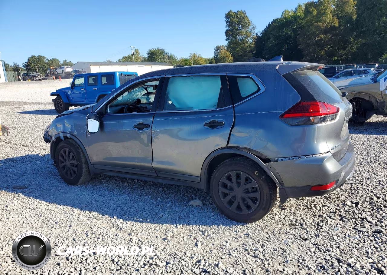2017 Nissan Rogue S VIN:KNMAT2MTXHP592571 - 2